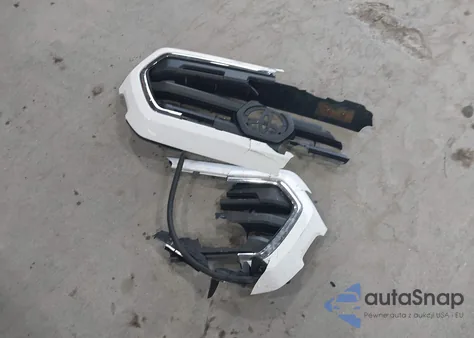 2017 Toyota Tacoma Sr5 из США, поврежденный, VIN 5TFRX5GN1HX074192